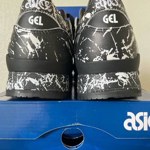 New with box ASICS Gel Lyte III (3) H627L Marble Pack Black/white size 9.5 - Picture 8 of 9